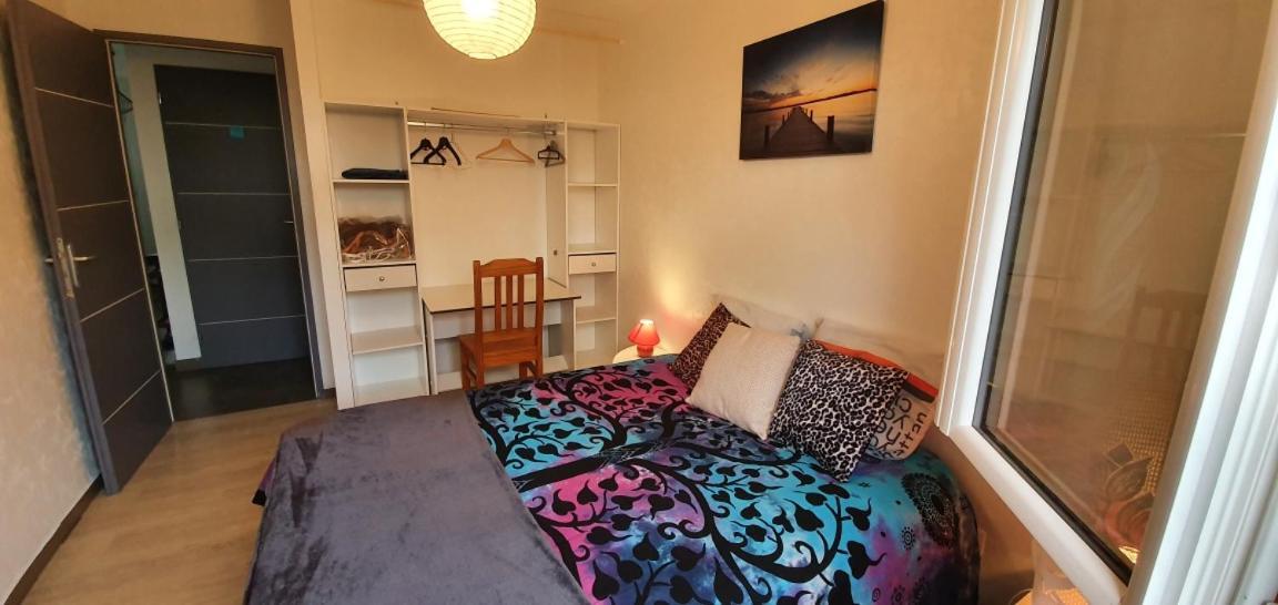 1 Chambre Privative Avec Bureau Et Cuisine Dans Maison 105 M2 Montfaucon Montfaucon  外观 照片